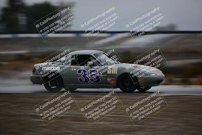 media/Nov-15-2025-CalClub SCCA (Sat) [[7bfa5a7151]]/Race/Group 4/